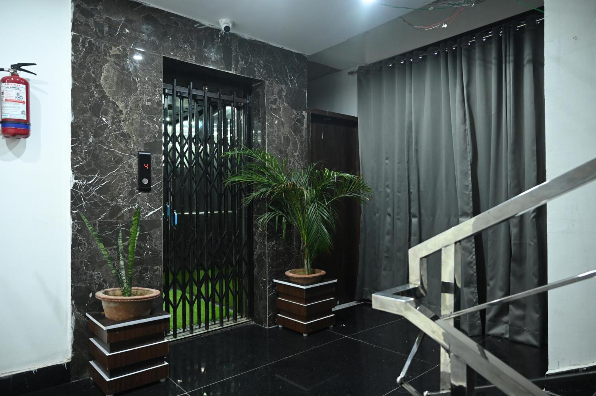 Hotel Diamant Inn Patna  Exterior foto